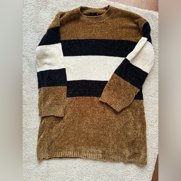 Volcom velvet dress - Picture 2 of 4